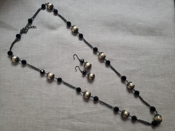 Conjunto de Colar e Brincos de Pérolas e Pedra Ônix