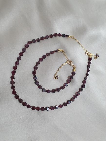 Conjunto de Colar e Pulseira de Pedras Naturais Granada