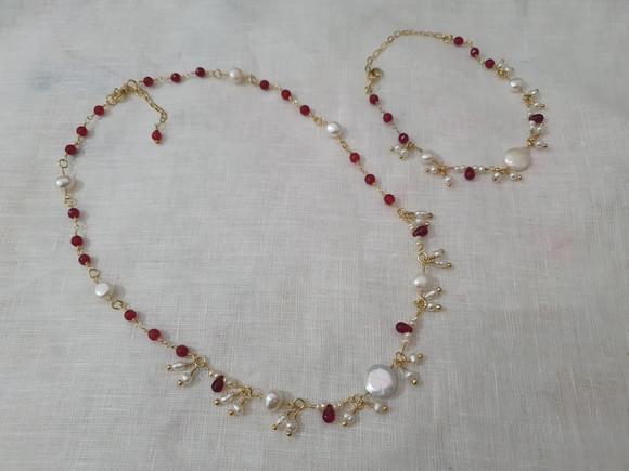 Conjunto de Colar e Pulseira de Pérola Barroca e Jade Rubi