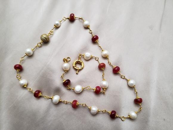 Conjunto de Colar e Pulseira de Pérola e Pedra Natural