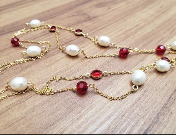 Conjunto de Colar e Pulseira de Pérolas e Cristais Rubi