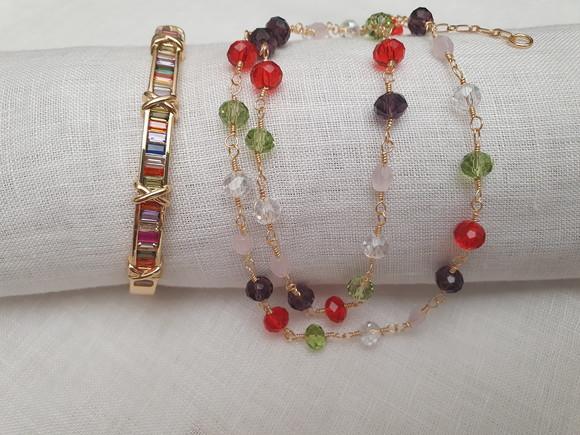 Conjunto De Pulseira E Colar Dourado Com Cristais Coloridos
