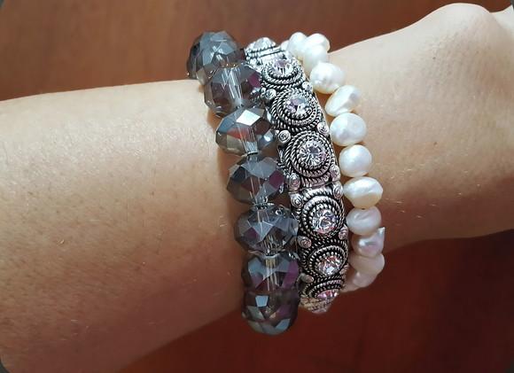 Conjunto de Pulseiras com Cristais e Pérolas
