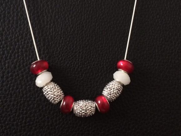 Corrente de Prata com Charms Vermelha - Semijoia