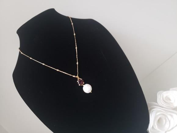 Corrente Dourada Banhada com Cabochão Rubi e Pérola Natural