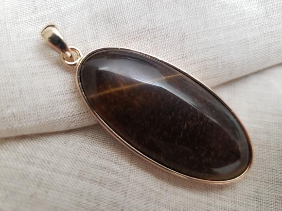 Pingente Dourado com Pedra Natural Olho de Tigre