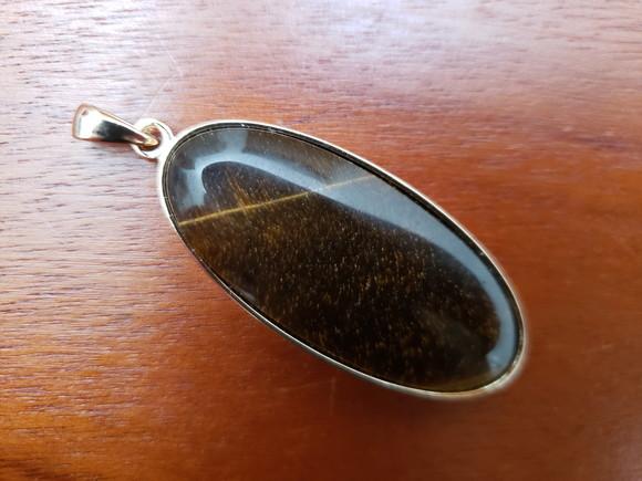 Pingente Dourado com Pedra Natural Olho de Tigre