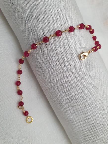 Pulseira Banhada com Pedras Naturais Jade Rubi