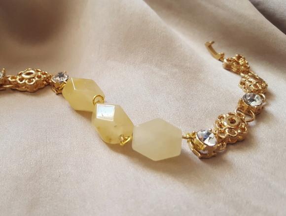 Pulseira Banhada De Pedras Naturais Jade E Cristal