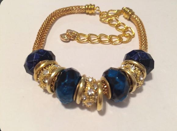 Pulseira com Charms Azul Cobalto