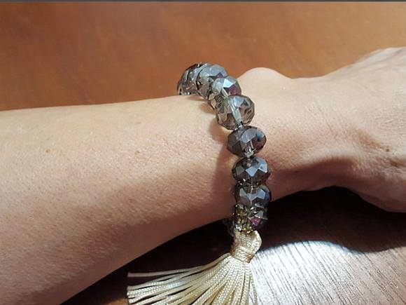 Pulseira de Cristais Fumê e Tassel