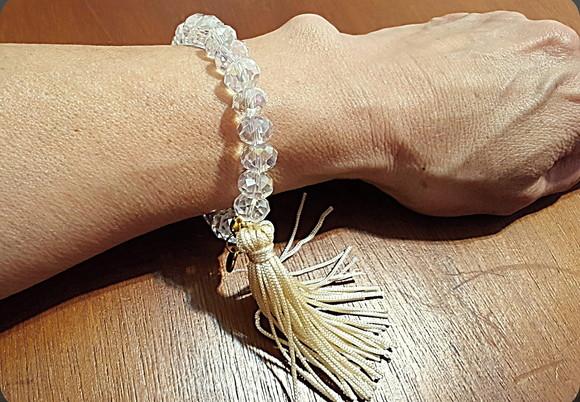 Pulseira de Cristais Incolores e Tassel