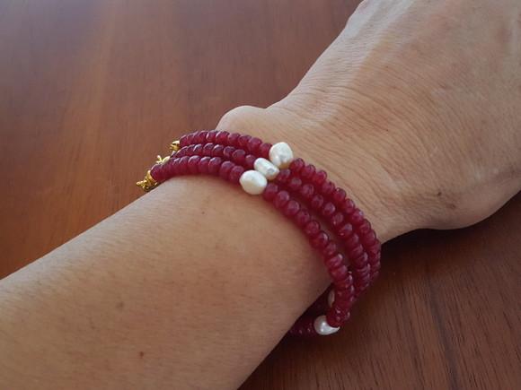 Pulseira de Jade Rubi e Pérolas Naturais