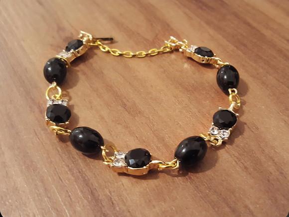 Pulseira de Pedras Ágata e Cristais Pretos