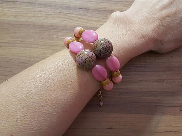 Pulseira de Pedras Naturais Morganite e Madeira