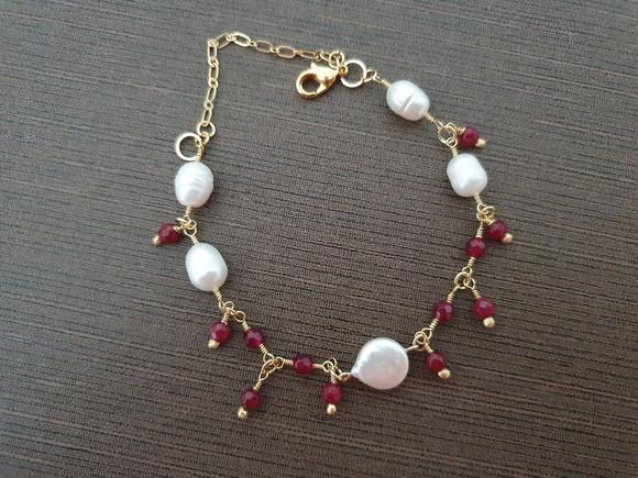 Pulseira De Pérolas De Água Doce E Jade Rubi