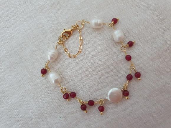 Pulseira De Pérolas De Água Doce E Jade Rubi
