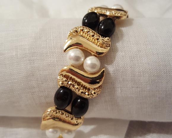 Pulseira de Pérolas e Pedras Naturais