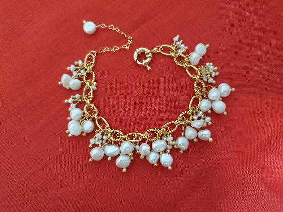 Pulseira de Pérolas Naturais