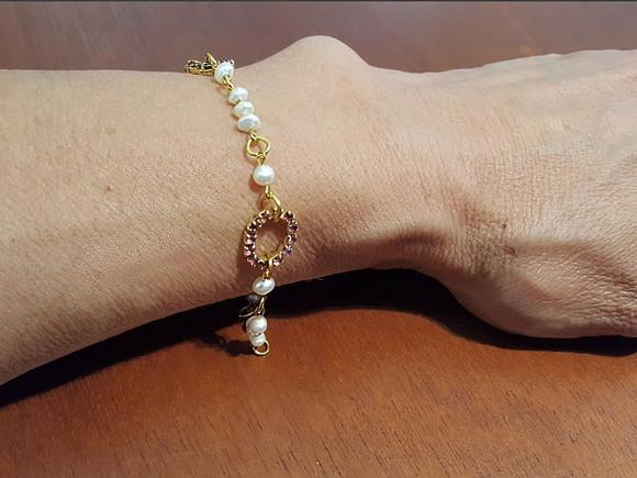 Pulseira de Pérolas Naturais e Cristais Rosa