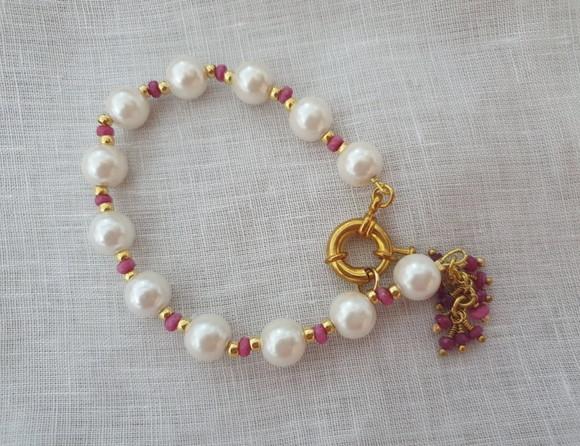 Pulseira de Pérolas Naturais e Jade Rubi Semijoia