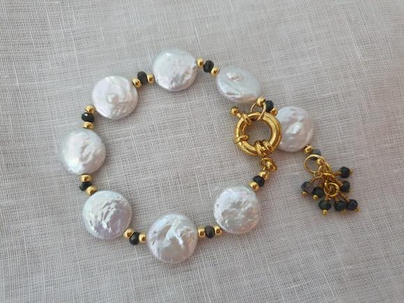 Pulseira de Pérolas Naturais e Labadoritas Semijoia