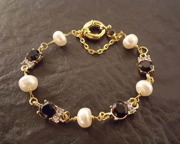 Pulseira de Pérolas Naturais/Cabochão