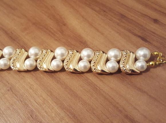 Pulseira De Pérolas Shell Off White