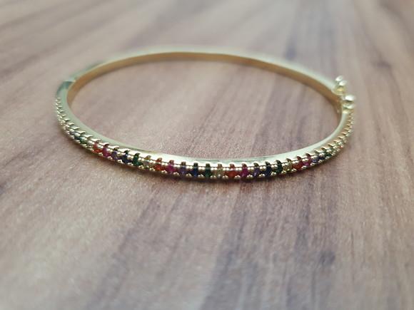 Pulseira Delicada Dourada Com Cristais Coloridos