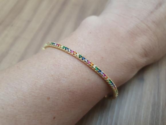 Pulseira Delicada Dourada Com Cristais Coloridos