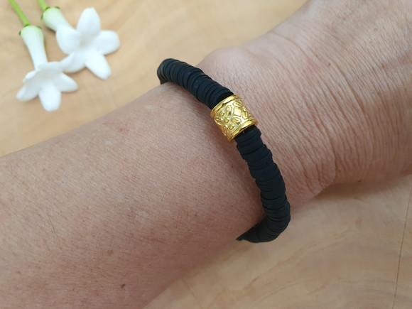Pulseira Dourada Banhada com Discos de Silicone Preto I