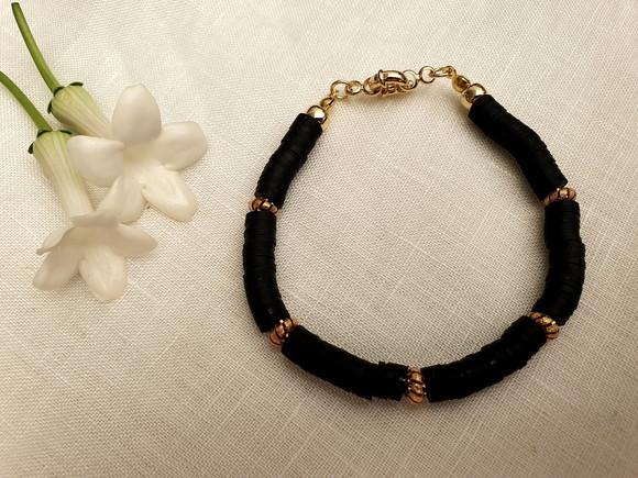 Pulseira Dourada Banhada com Discos de Silicone Preto II