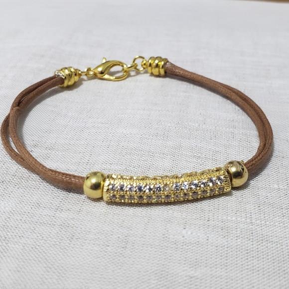 Pulseira Dourada Banhada com Mini Cristais Incolores