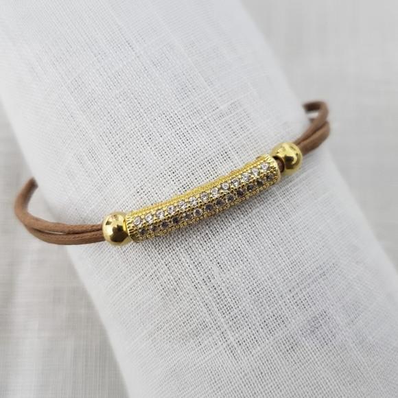 Pulseira Dourada Banhada com Mini Cristais Incolores