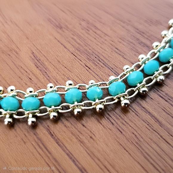 Pulseira Dourada com Cristais Azuis