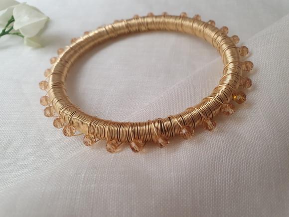 Pulseira Dourada com Cristais Citrino