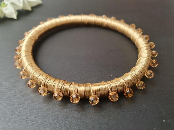 Pulseira Dourada com Cristais Citrino