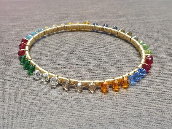 Pulseira Dourada com Cristais Coloridos