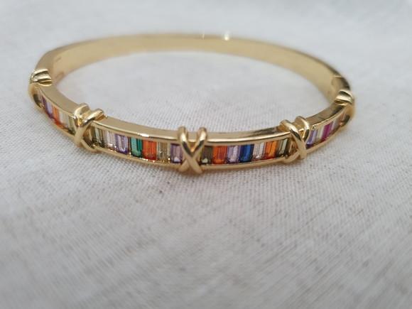 Pulseira Dourada Com Cristais Coloridos