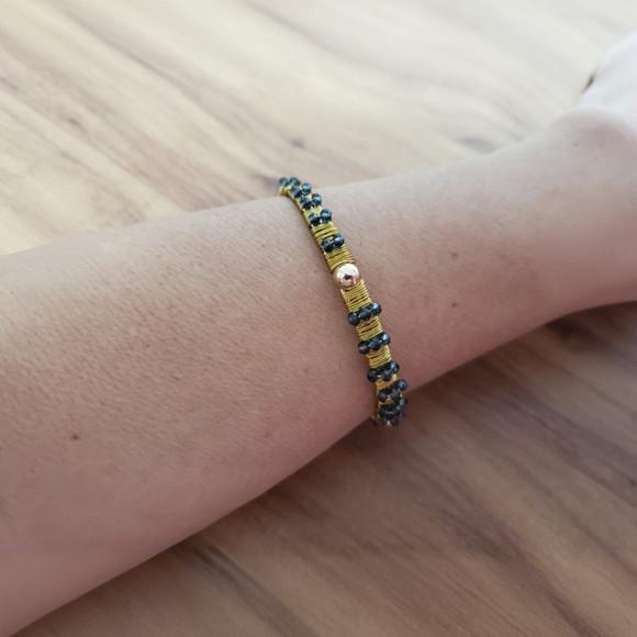 Pulseira Dourada com Mini Cristais Ametista