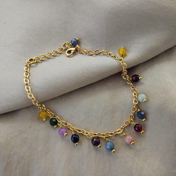 Pulseira Dourada de Pedras Naturais Coloridas