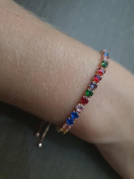 Pulseira Riviera Dourada com Cristais Redondos Coloridos