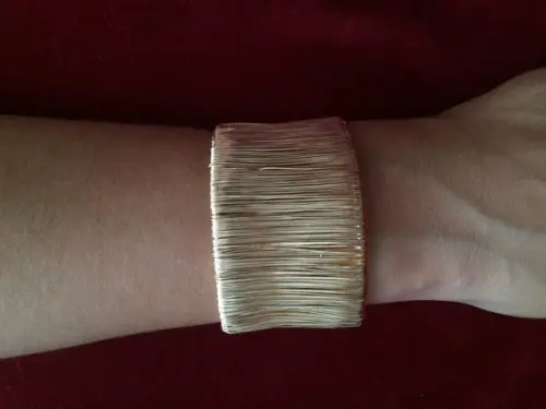 Bracelete Aramado Dourado