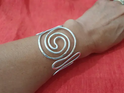 Bracelete Aramado Prateado Iii