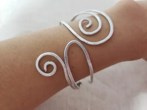 Bracelete Aramado Prateado