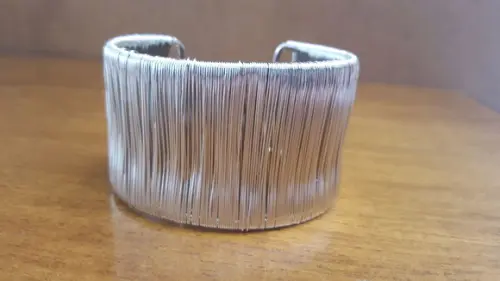 Bracelete Aramado Prateado