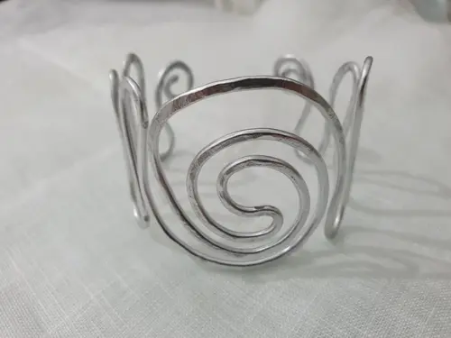 Bracelete Aramado Prateado Iii