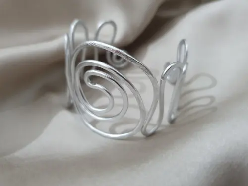 Bracelete Aramado Prateado Iii