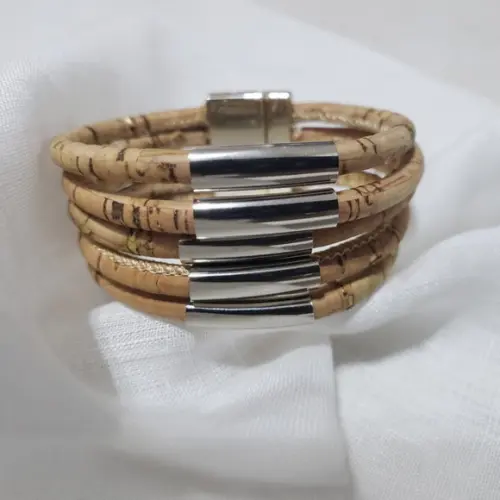Bracelete de Cortiça e Metal