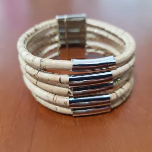 Bracelete de Cortiça e Metal